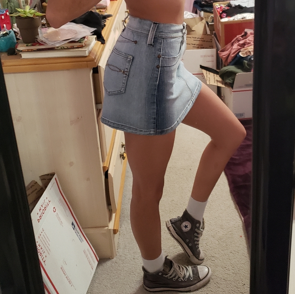 Vintage Y2K BONGO Faded Distressed Denim Low-Rise Mini Jean Skirt - Picture 1 of 8